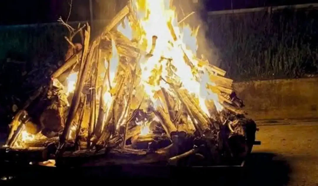 Δήμος Ζηρού: Λαμπαδοφορία και τζαμάλα στη Φιλιππιάδα για την 25η Μαρτίου