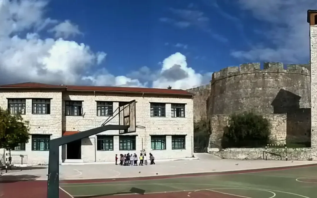 «Πράσινο φως» για την εγκατάσταση θυρίδων (lockers) στα δημοτικά σχολεία