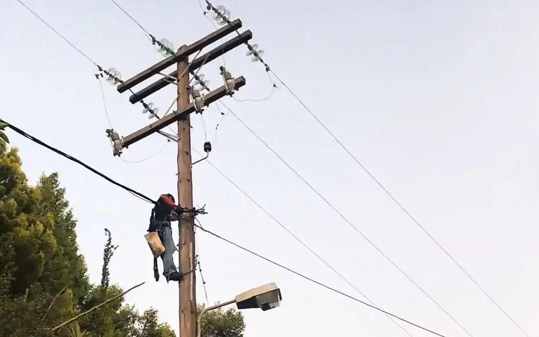 Πάσχα – Δοκιμασία για το δίκτυο: Πώς αποφεύχθηκε μπλακ άουτ από την υπερπαραγωγή ΑΠΕ