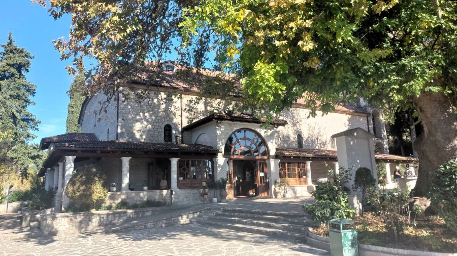 Συγκέντρωση τροφίμων στα Ιωάννινα ενόψει Πάσχα από τις ΔΗΜΤΟ ΝΔ