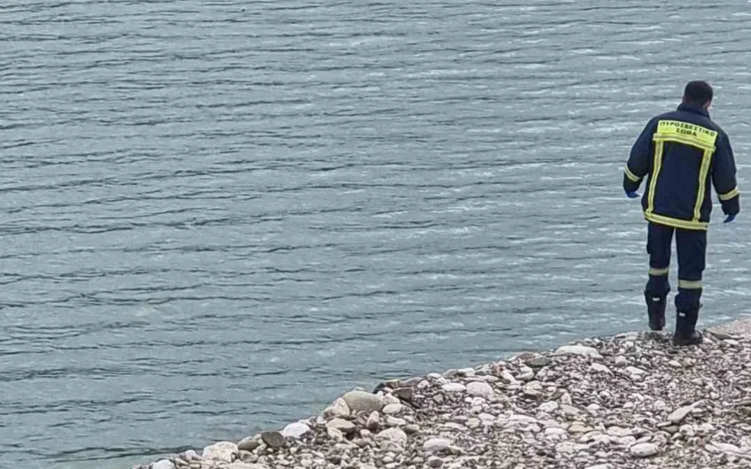 84χρονος νεκρός στην τεχνητή λίμνη Περιστερίου (φωτογραφίες + βίντεο)