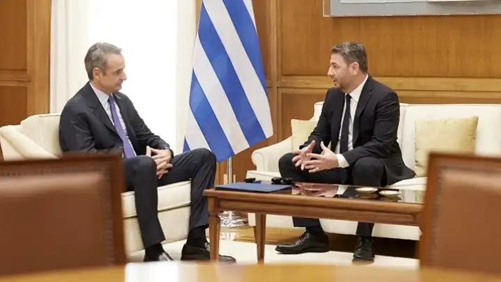 Μητσοτάκης σε Ανδρουλάκη: Επιδιώκουμε και επιθυμούμε μία γρήγορη αποκλιμάκωση στη Μ. Ανατολή (βίντεο)