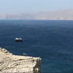 Στενά του Ορμούζ: 913 πλοία στον Περσικό Κόλπο μετά από δύο μήνες πολέμου
