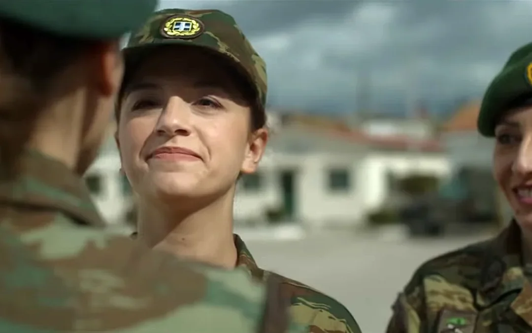 Με σποτ το ΓΕΣ καλεί γυναίκες 20–26 ετών για εθελοντική θητεία στον Στρατό Ξηράς (video)