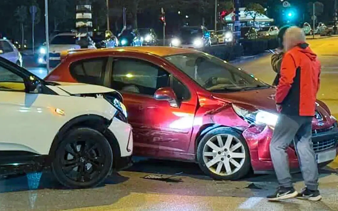 Τροχαίο ατύχημα με υλικές ζημιές στο κέντρο των Ιωαννίνων