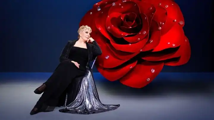 Σήμερα το τελευταίο αντίο στη Μαρινέλλα – Σε λαϊκό προσκύνημα η σορός της στη Μητρόπολη Αθηνών