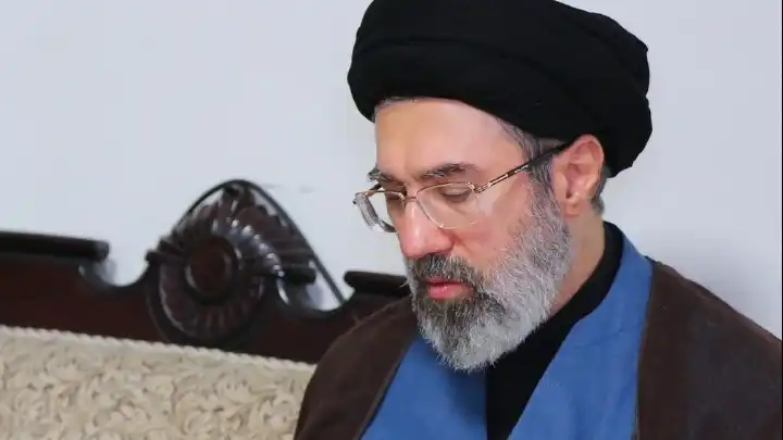 Ιράν: Ο γιός του Χαμενεΐ, ο Μοτζτάμπα, επελέγη ως νέος Ανώτατος Ηγέτης (βίντεο)