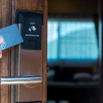 Ξενοδοχεία κατά Booking.com: Ανοίγει ξανά η συμμετοχή στη μεγάλη πανευρωπαϊκή αγωγή