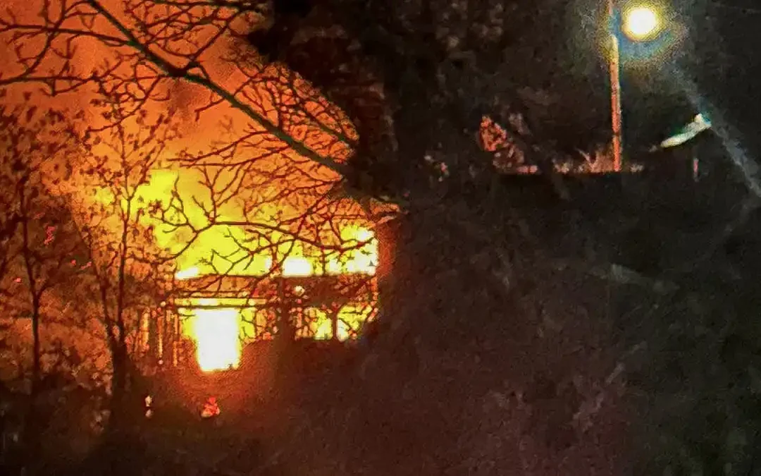 Έκκληση συμπαράστασης για συγχωριανό μετά τη φωτιά που προκάλεσε σοβαρές ζημιές στο σπίτι του