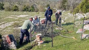 Περιφράχτηκε το επικίνδυνο άνοιγμα στο Βραδέτο