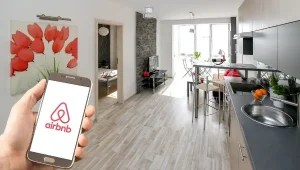 «Απογειώνονται» Airbnb και βραχυχρόνιες μισθώσεις στην Ελλάδα