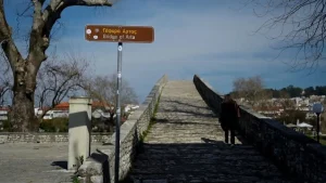 Διώχνουν και τον πλανόδιο μανάβη από τα χωριά-Η πολιτική εγκατάλειψης της Περιφέρειας