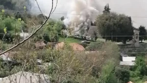 Ιωάννινα: Πυρκαγιά στην εκκλησία του νεκροταφείου του Ελληνικού (βίντεο)