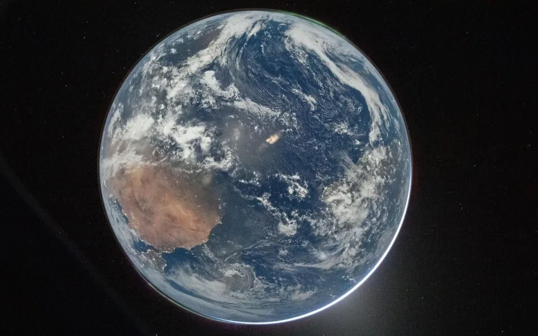 Orion: Σε τροχιά προς τη Σελήνη – Εντυπωσιακές εικόνες της Γης (video)