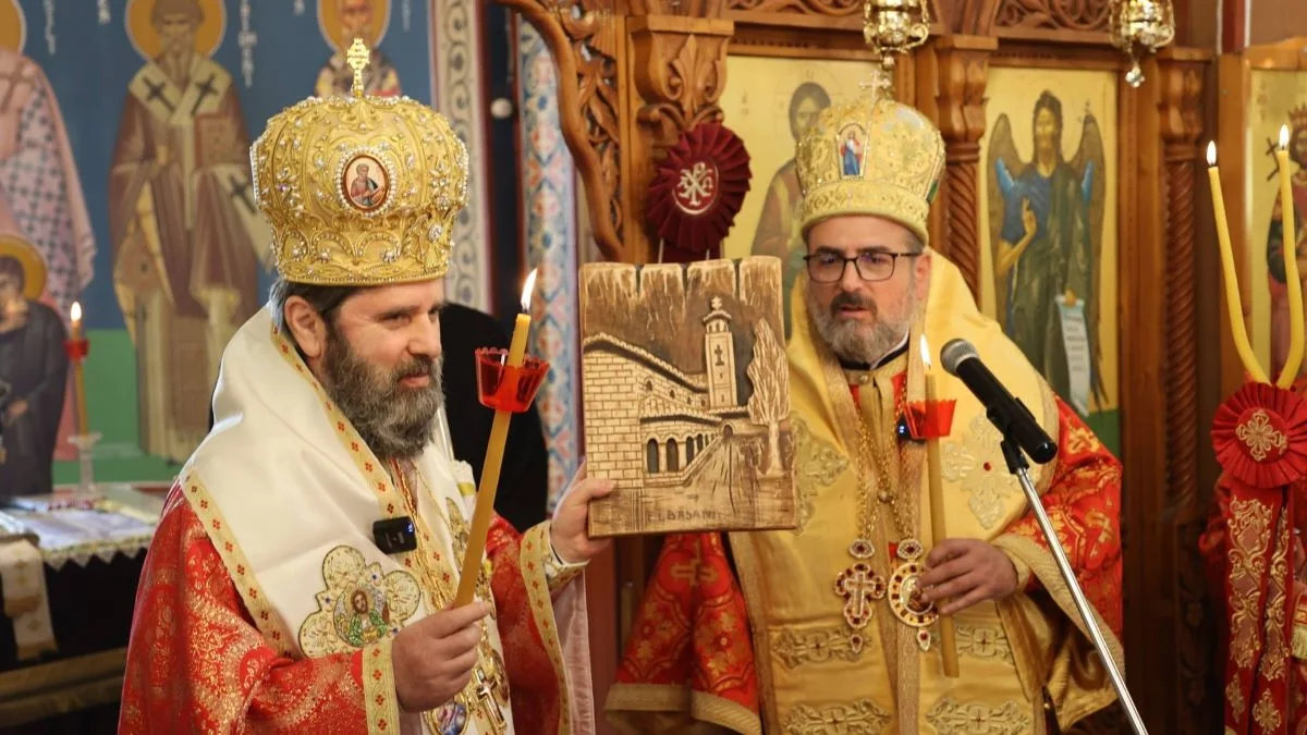 Τιμήθηκε η Ζωοδόχος Πηγή στην Αλβανία – Εορτασμός  επετείων 10 ετών από την ενθρόνιση των Μητροπολιτών  Φίερι  και Ελμπασάν