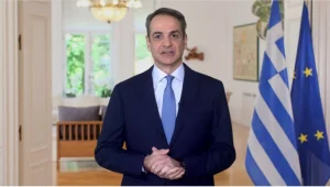 Μητσοτάκης: «Πιέσεις από τη διεθνή ακρίβεια» – Μέτρα στήριξης και στρατηγική συμφωνία με τη Γαλλία