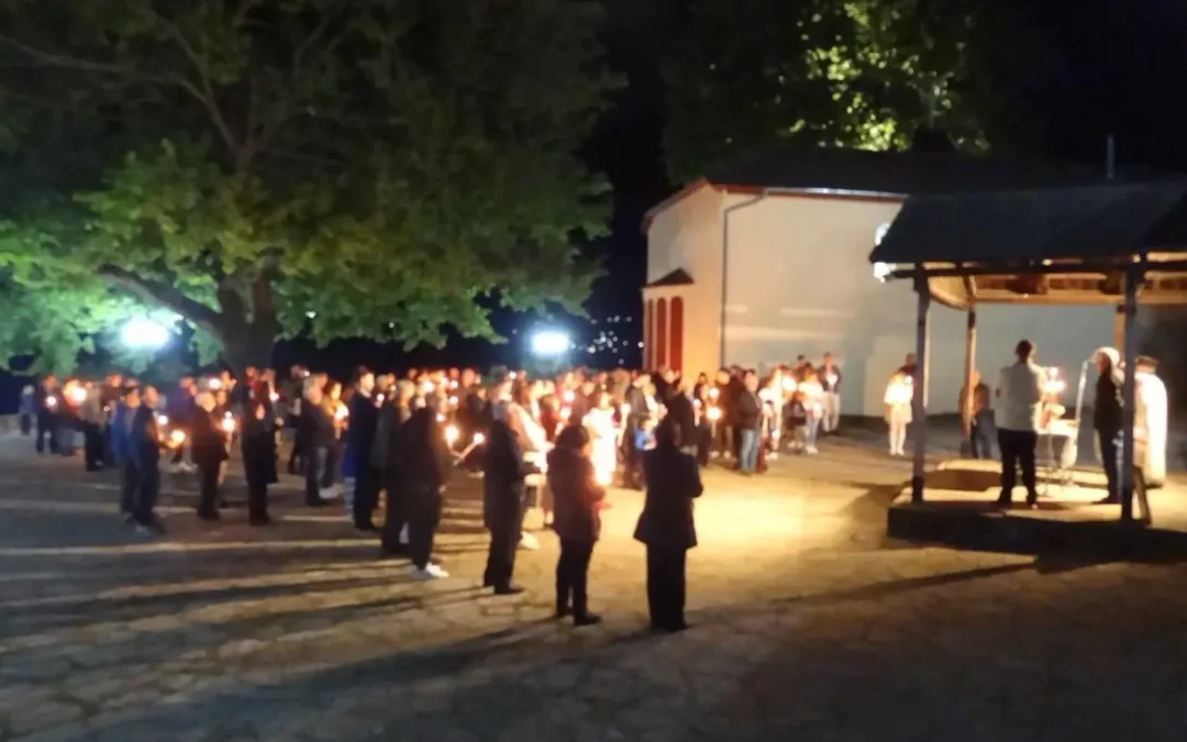 Πρόγραμμα Ακολουθιών της Μεγάλης Εβδομάδας στον Ιερό Ναό Αγίας Τριάδας Μονολιθίου Β. Τζουμέρκων