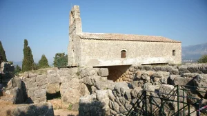 Προς αναστήλωση ο Ορθόδοξος ναός μέσα στο νεκρομαντείο του Αχέροντα