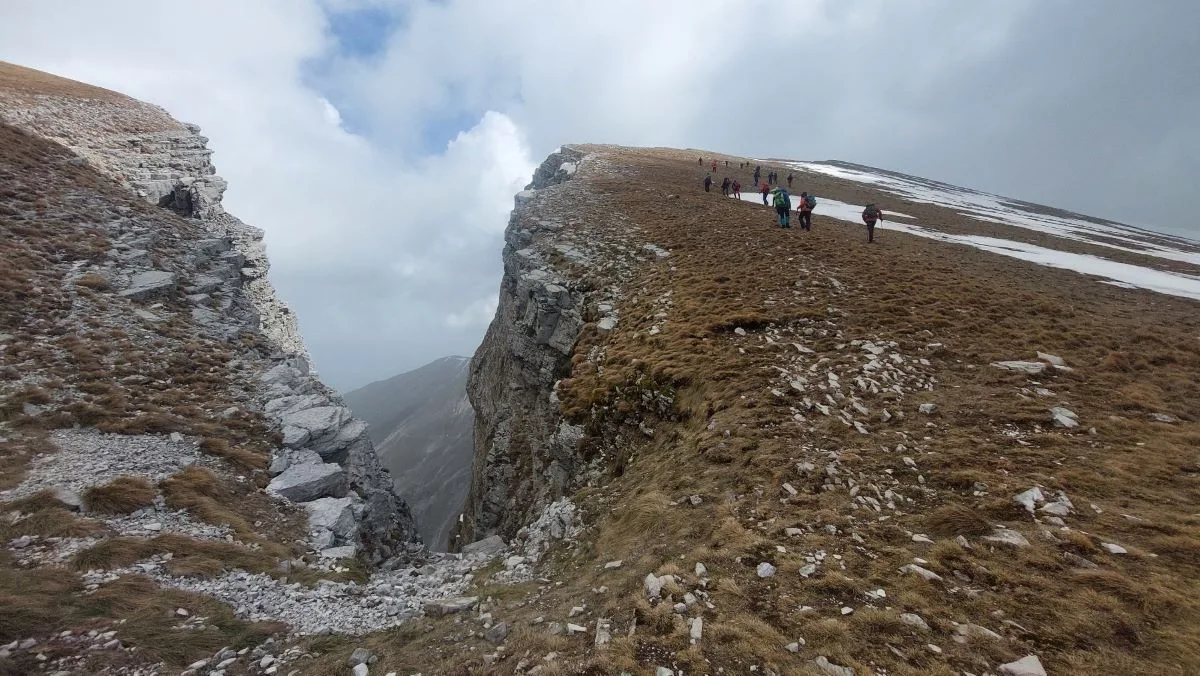 Ορειβατικός Σύλλογος Ιωαννίνων: Πεζοπορία στη Νεμέρτσικα στις 26 Απριλίου με τρεις διαδρομές