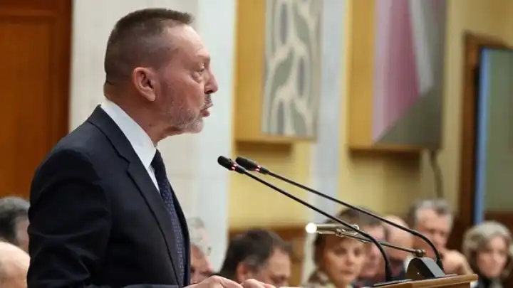 Στουρνάρας: Κλειδί η πολιτική σταθερότητα εν μέσω διεθνούς αβεβαιότητας