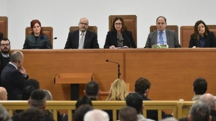 Λάρισα-Δίκη για τα Τέμπη: Την Μ. Δευτέρα συνεχίζεται η δίκη (βίντεο)