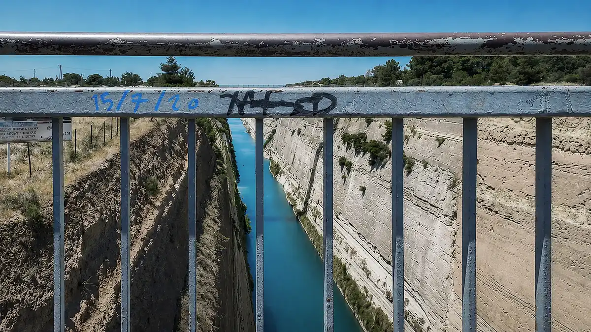 Πτώμα γυναίκας εντοπίστηκε στη διώρυγα της Κορίνθου