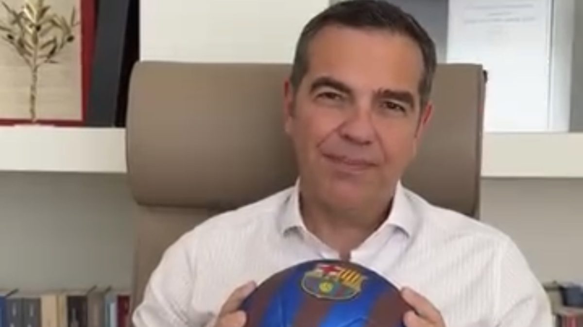 Τσίπρας: Αποκάλυψε τα χρώματα του νέου κόμματος: «Το μπλε της πατρίδας, το κόκκινο των αγώνων»