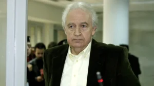 17Ν: Ελεύθερος με περιοριστικούς όρους ο Αλέξανδρος Γιωτόπουλος (video)