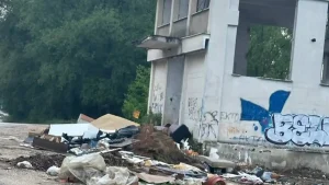 Ιωάννινα – Σκουπιδότοπος στο παλαιό αντλιοστάσιο Ανατολής