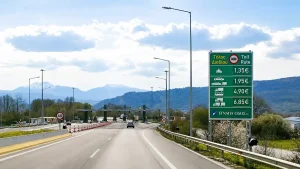 Μ. Τζούφη: Ακριβά διόδια στην Εγνατία με περιορισμούς και εκκρεμότητες στην ασφάλεια