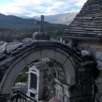 Στο Δολό Πωγωνίου Καραμανλής και Κικίλιας με τις συζύγους τους – Η ανάρτηση του Β.Κικίλια για το Πωγώνι