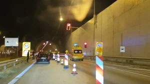 Εκτροπή νταλίκας στην Εγνατία Οδό προς Ιωάννινα – Έκλεισε ο δρόμος