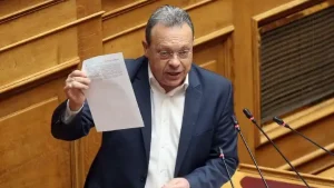 Φάμελλος κατά κυβέρνησης για τις υποκλοπές: «Κοινοβουλευτικό πραξικόπημα» (βίντεο)