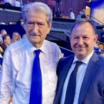 Ο Βασίλης Γιόγιακας στο συνέδριο του Δημοκρατικού Κόμματος Αλβανίας