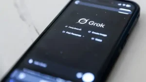 Η ΕΕ απαγορεύει AI που δημιουργεί γυμνές εικόνες χωρίς συναίνεση