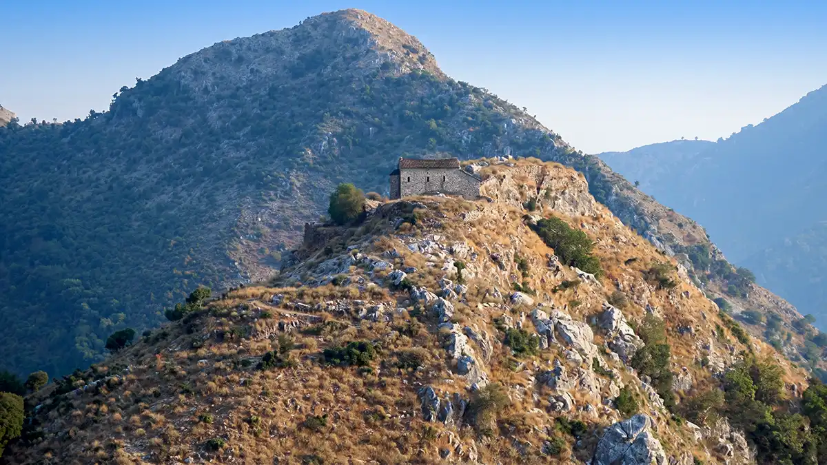 Δεν είναι μύθος η ανατίναξη του Κουγκίου στο Σούλι – Έγιναν ανασκαφές και την επιβεβαίωσαν