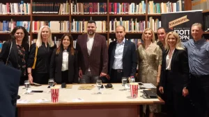 Παρουσιάστηκε στην Άρτα το «Ποπ Κορν» του δημοσιογράφου Μίλτου Γήτα