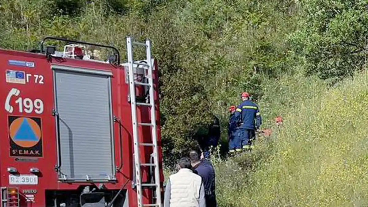 Μικρό Πάπιγκο: Ολοκληρώθηκε η διάσωση 65χρονης πεζοπόρου που είχε τραυματιστεί
