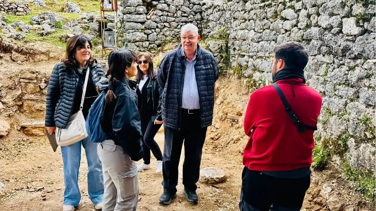 Στο Σούλι επιστήμονες για έργα σε Παναγία και Άγιο Γεώργιο – Στο επίκεντρο η αναστήλωση (φωτογραφίες)