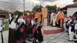 Με λαμπρότητα οι εορτασμοί των Αγίων Κωνσταντίνου και Ελένης στο Σταυράκι