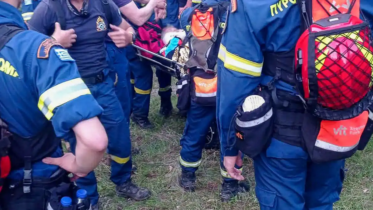 Θρίλερ στο Ζαγόρι: 70χρονος πολυτραυματίας σε χαράδρα – Αδύνατη η αεροδιακομιδή λόγω ώρας