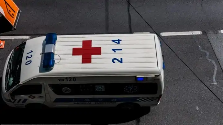 Κίνα: 13 νεκροί σε σύγκρουση μίνι μπας με φορτηγό