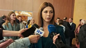 Πρότυπο ΓΕΛ Ζωσιμαίας: Δέσμευση Ζαχαράκη για ασφαλή και μόνιμη λύση