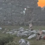 Θεατρικό Σχήμα ΑΩ: Η ιστορία του Οδυσσέα Ανδρούτσου ζωντάνεψε στον αρχαιολογικό χώρο Ελέας