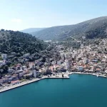 Φωτιά σε θαλαμηγό στη μαρίνα Αμφιλοχίας – Τραυματίστηκε 28χρονος