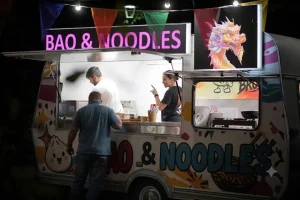 Food Truck Festival στα Ιωάννινα με street food και μουσική δίπλα στη λίμνη
