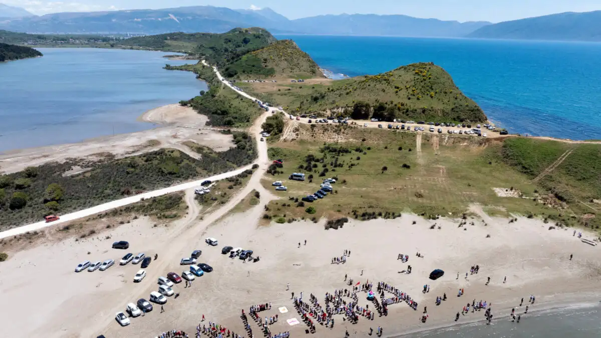 Αλβανία: Νέες διαδηλώσεις κατά της επένδυσης Κούσνερ στη Βιόσα-Νάρτα