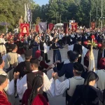 1.500 χορευτές στο 40ό Αντάμωμα Βλάχων στα Τρίκαλα – Γιορτή παράδοσης, ιστορίας και πολιτισμού