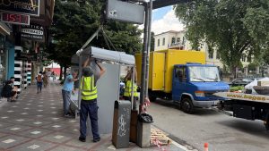 Έξυπνες στάσεις, διαβάσεις και ηλιακά δέντρα αλλάζουν την εικόνα των Ιωαννίνων (video)