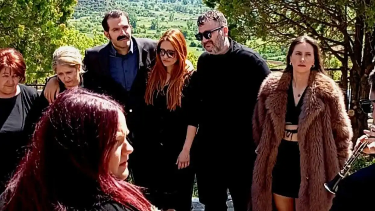 Η «Οικογένεια Γαμπέτα» επιστρέφει στην Ήπειρο – Πρεμιέρα στην Άρτα
